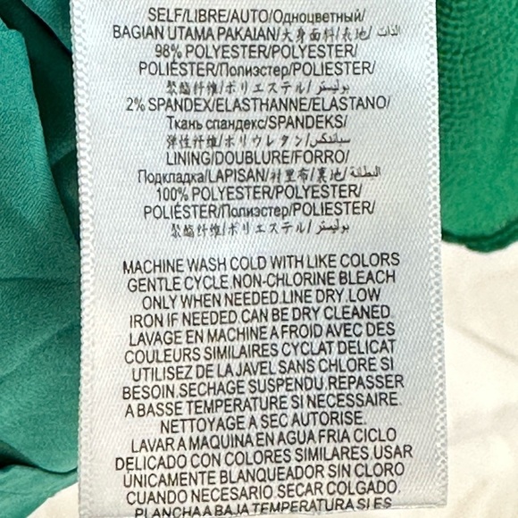 BCBGeneration Short Sleeve Front Knot Smocked Back Mini Dress - Green - size XXS - Picture 6 of 8